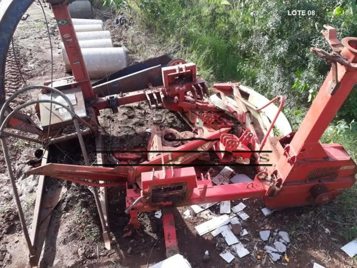 LOTE 008