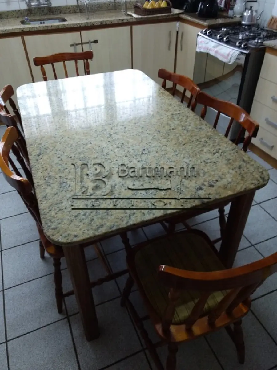 LOTE 005
