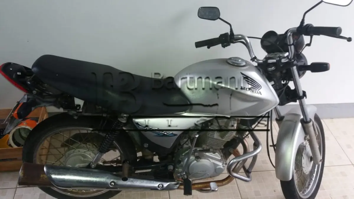 LOTE 001 - MOTO HONDA