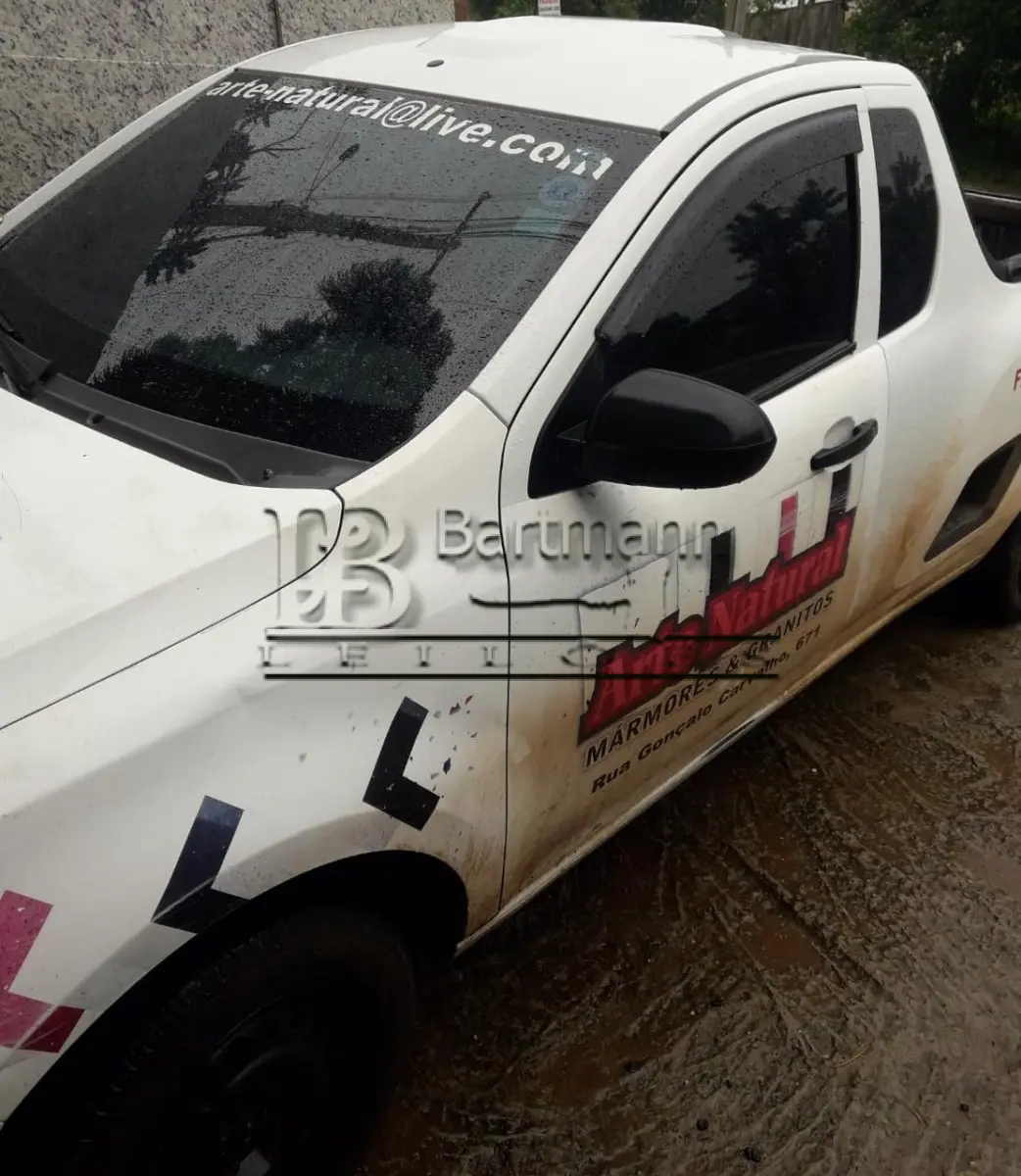 LOTE 001 - Caminhonete Montana