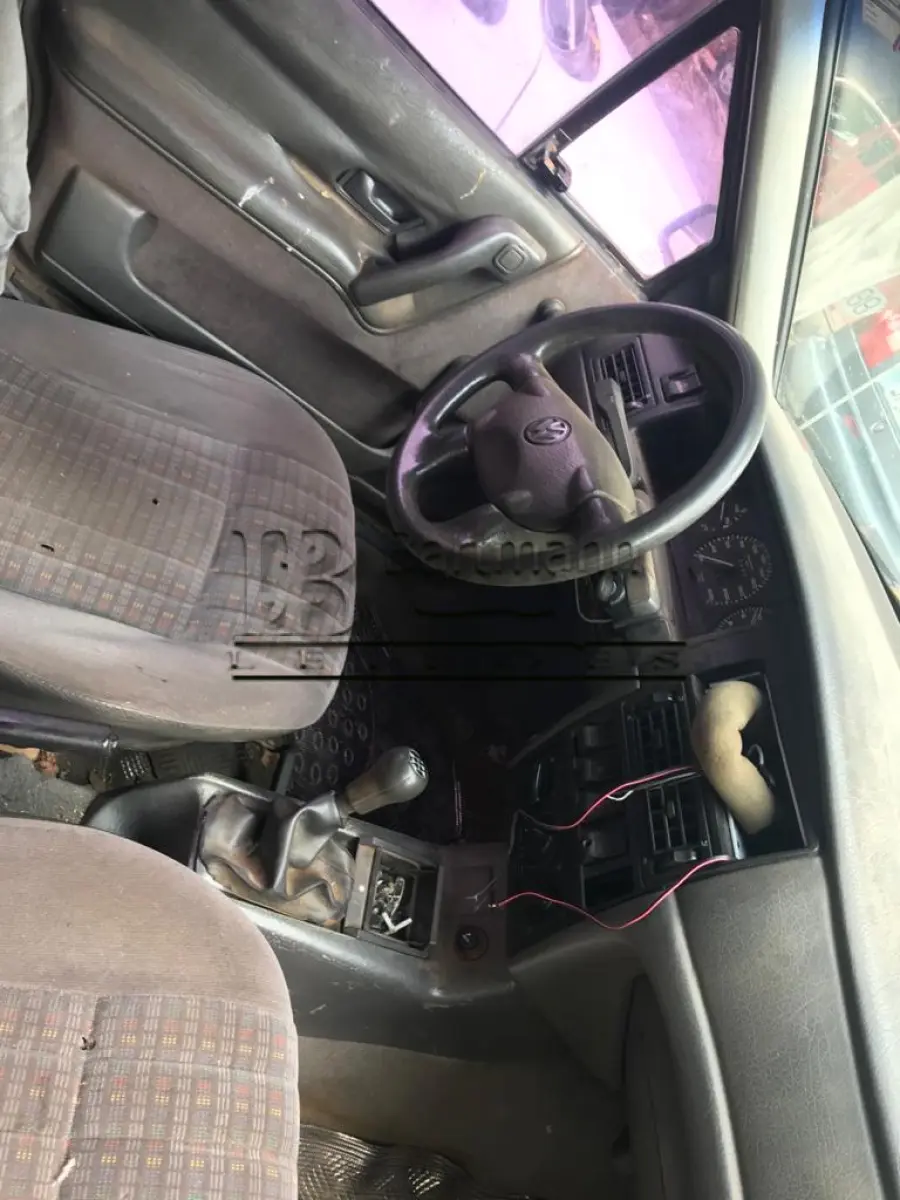 LOTE 001 - SANTANA GL2000 LZD-6860