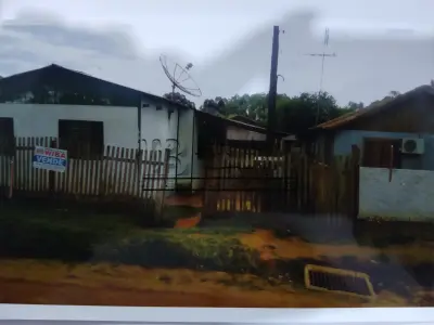LOTE 001 - Imóvel na rua Ana Francisca