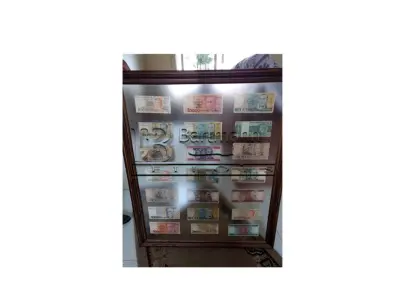 LOTE 001 - Quadro