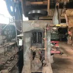 LOTE  - prensa excêntrica